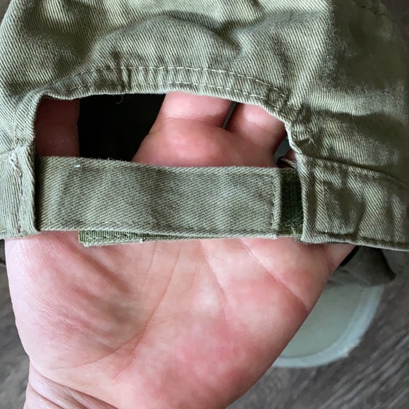 Three summer hats - Picture 3 of 3